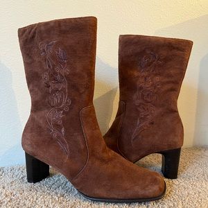 vintage suede embroidered y2k boots